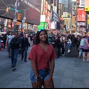 Meet your Posher, Brianna